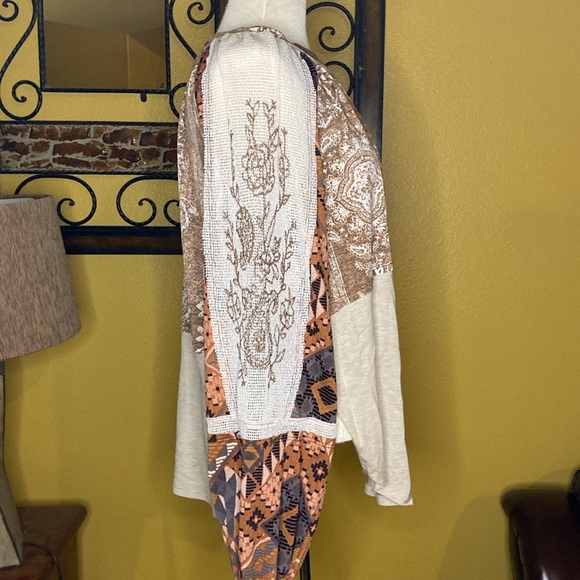 Gimmicks Bohemian top‼️ - Picture 4 of 10